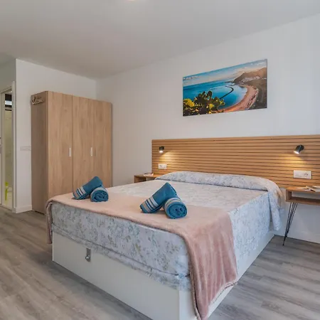 Luxury Quasar Sea View In Olimpia